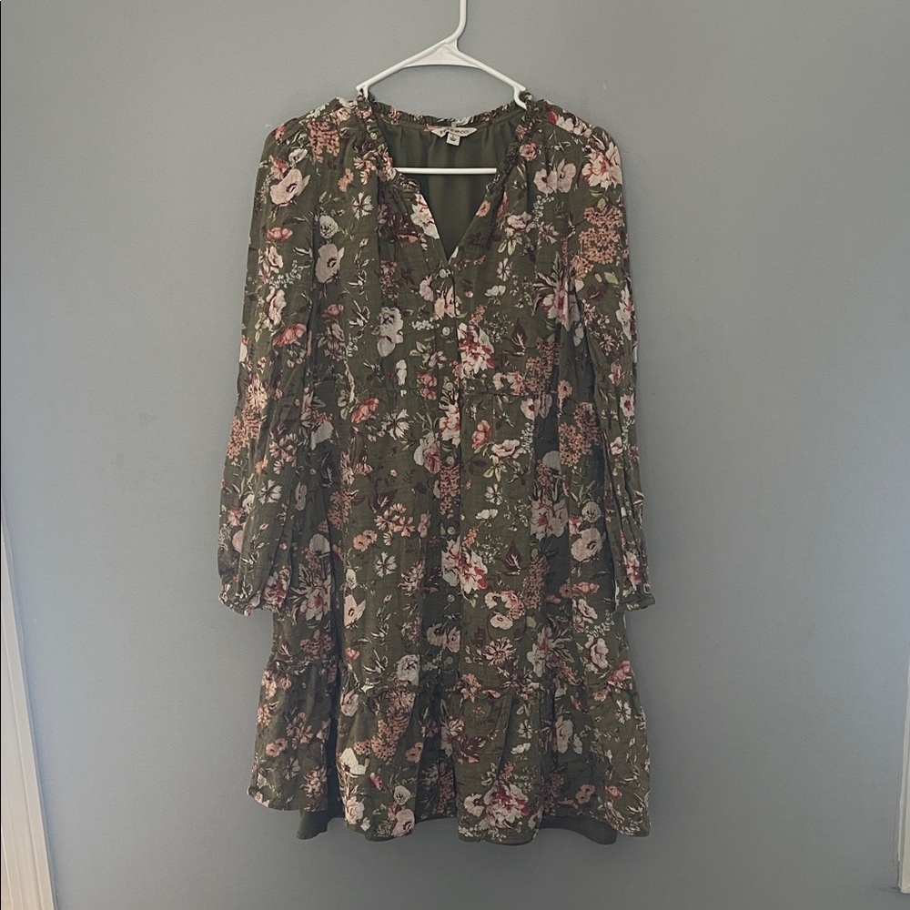FRYE AND CO. Floral Green Long Sleeve Dress